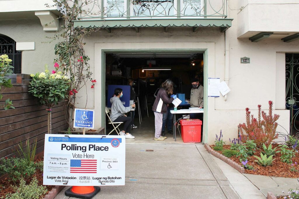 LWHS Seniors Prepare for First-Time Vote